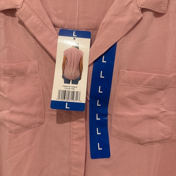 J.A.C.H.S. Girlfriend Women’s Cap Sleeve Button-Front Top - Picture 4 of 7